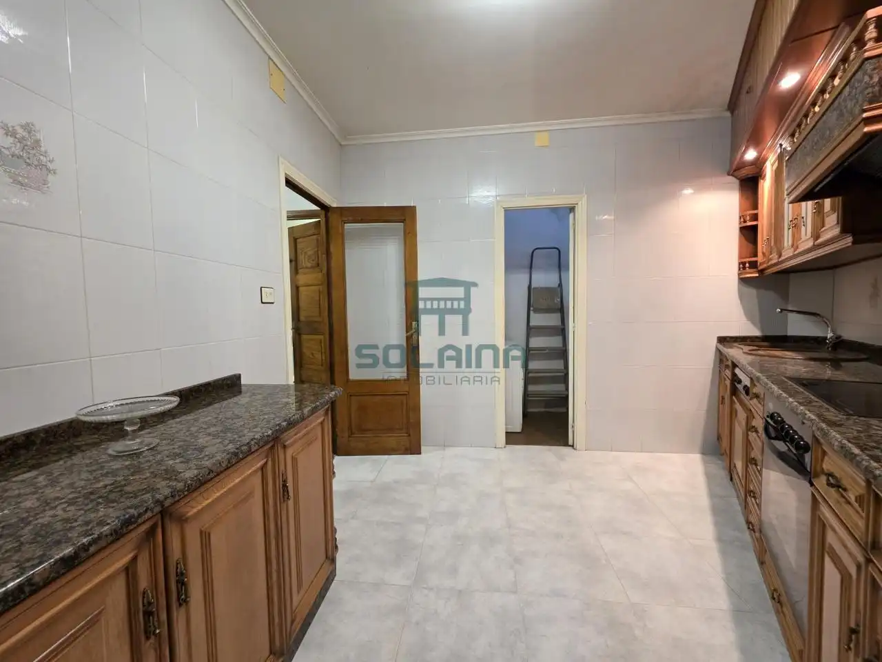 Flat for sale in Ourense Capital   with Heating, Storage room and Furnished