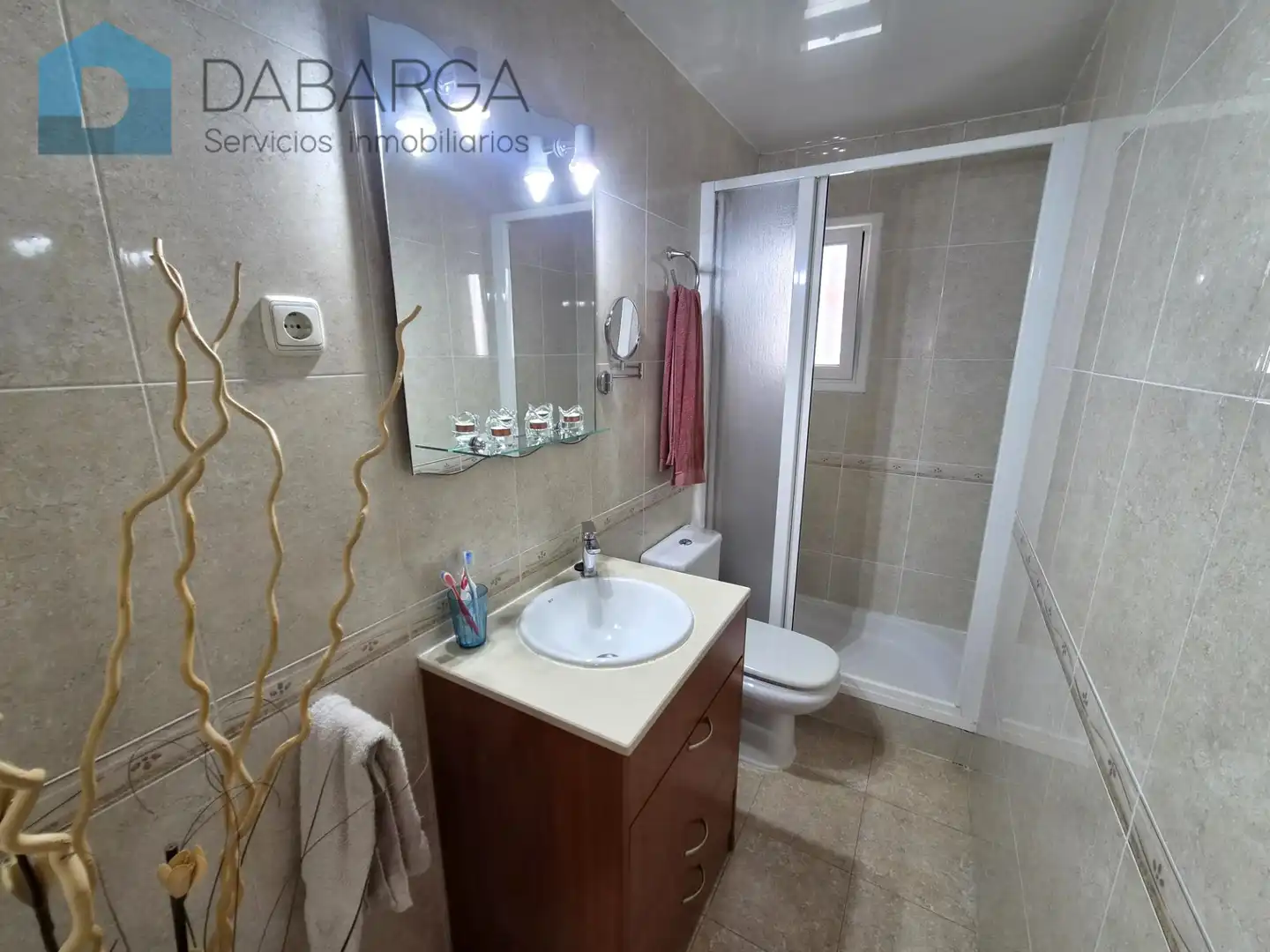 Bathroom of Flat for sale in Ripollet  with Air Conditioner, Parquet flooring and Oven