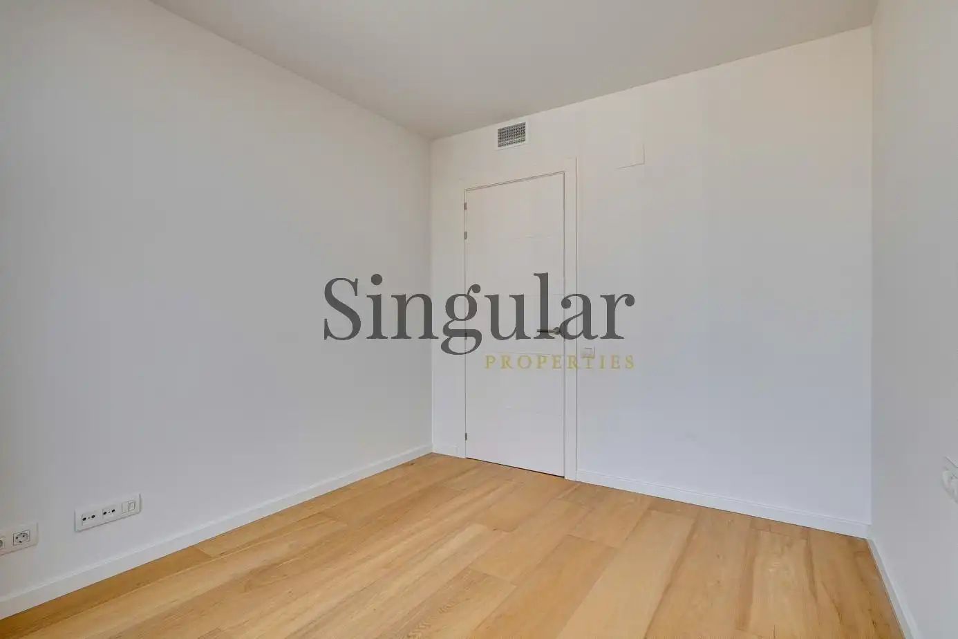 Dormitori de Àtic en venda en Barcelona amb Aire condicionat, Calefacció i Parquet