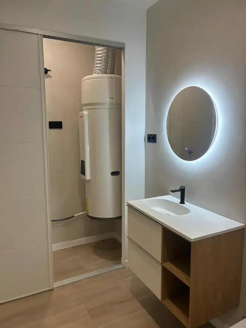 Bathroom of Flat for sale in Mollet del Vallès  with Air Conditioner, Heating and Parquet flooring