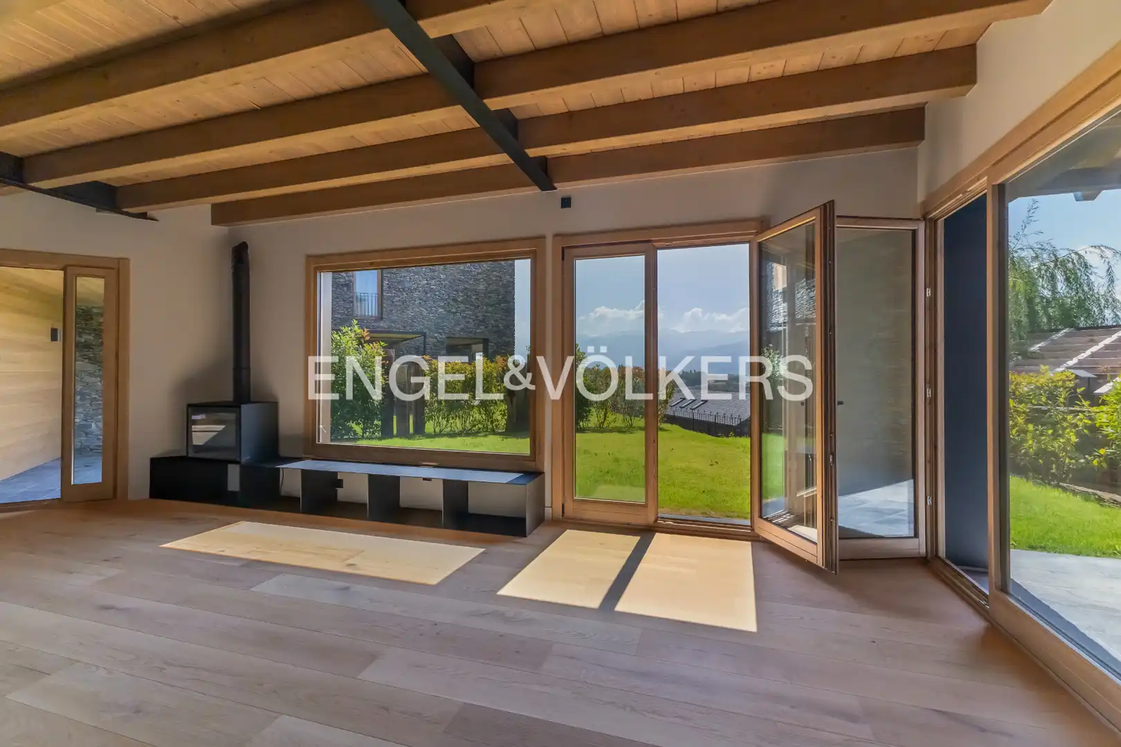 Casa aparellada amb jardí en venda a Bolvir, imagen 4