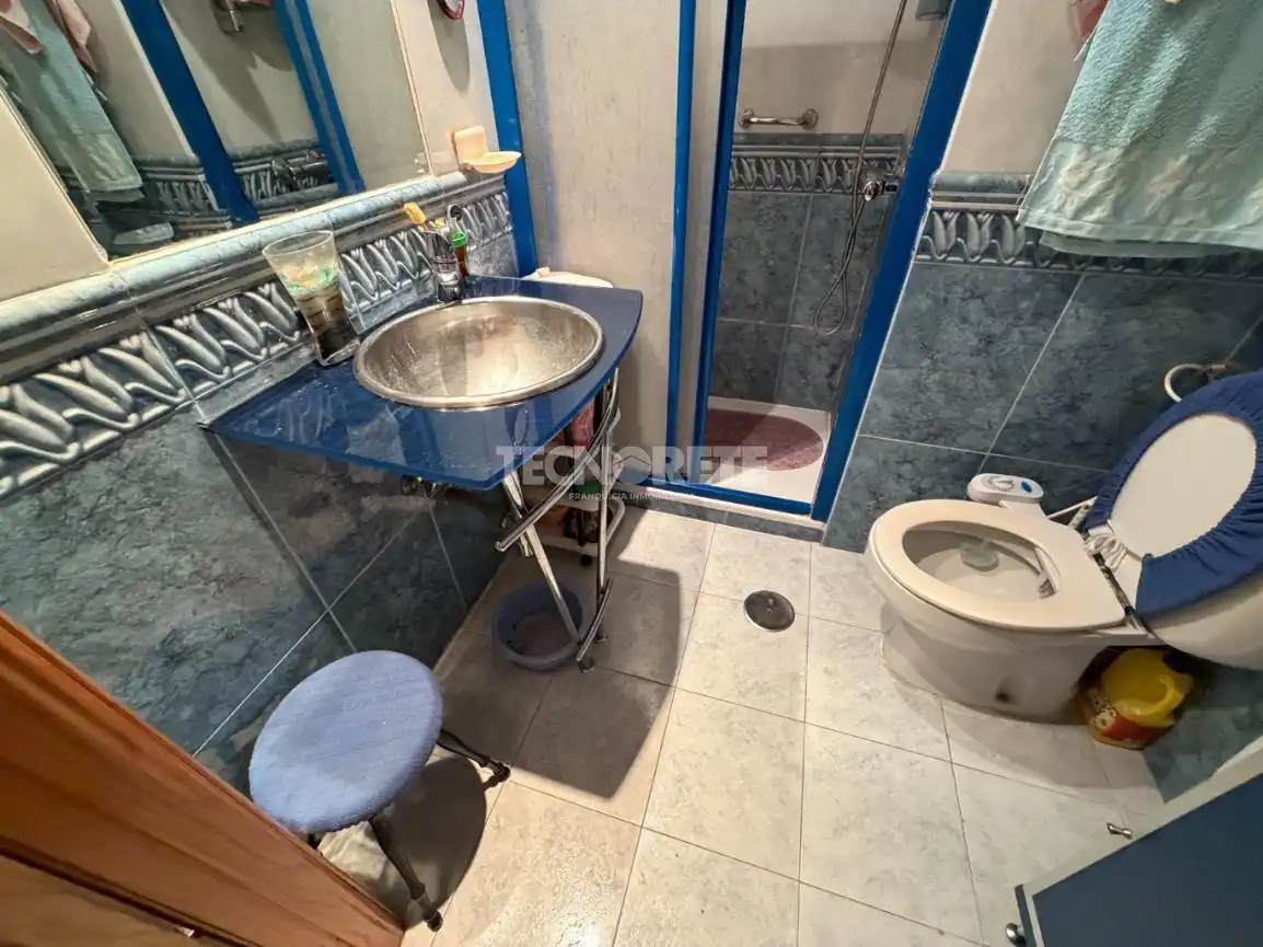 Bany de Pis en venda en Guadalajara amb Aire condicionat i Calefacció