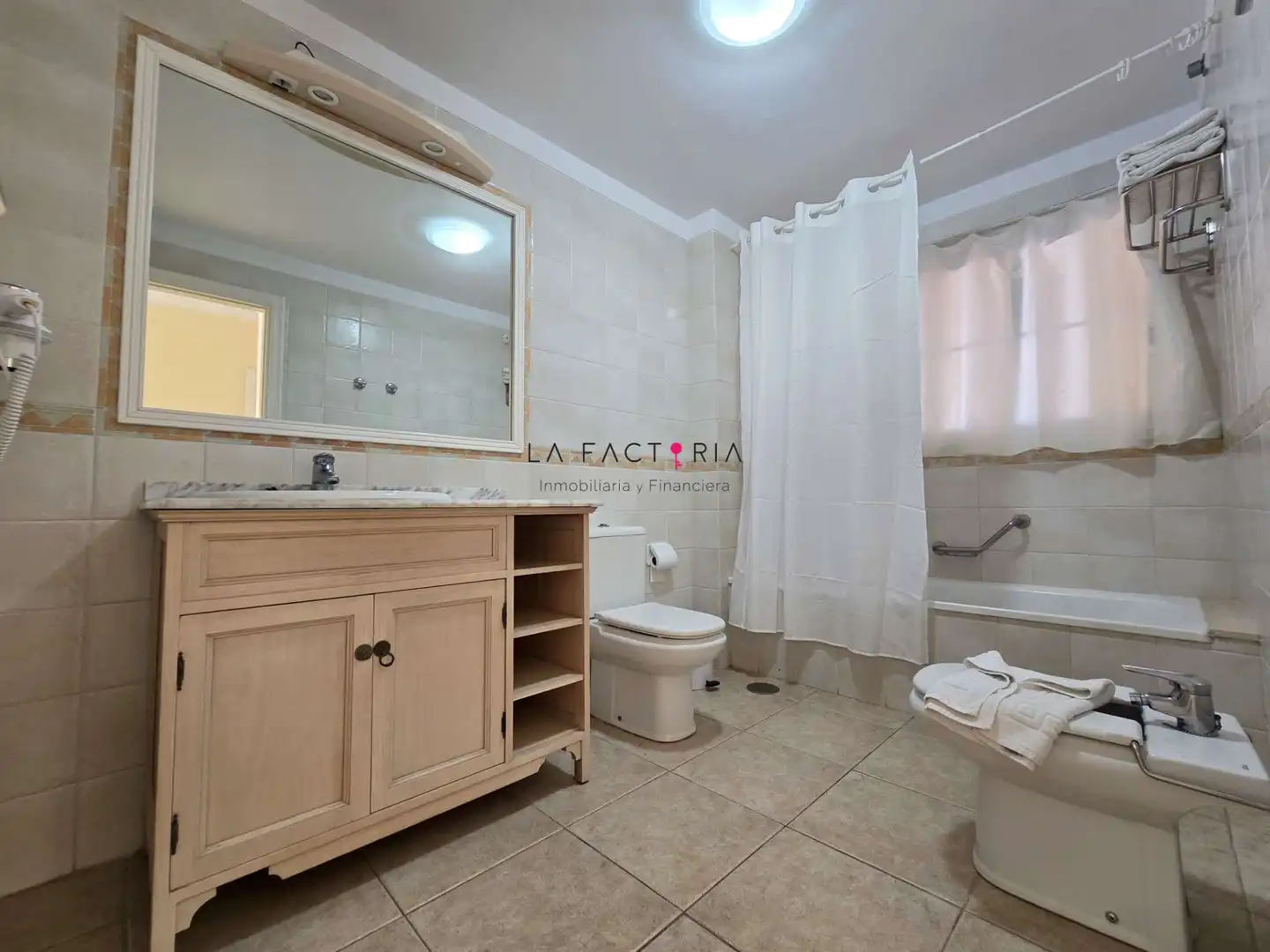 Baño de Apartamento en venta en Arona con Terraza, Amueblado y Piscina comunitaria