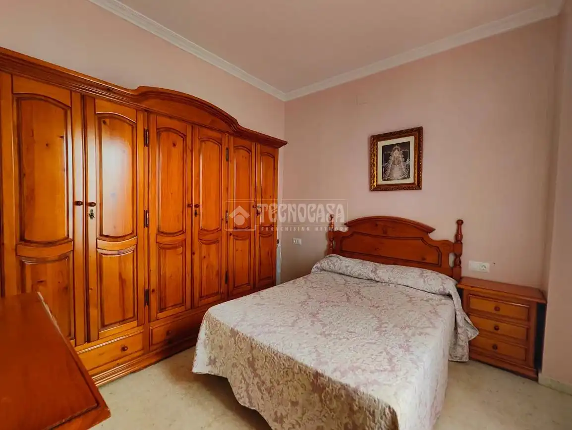 Dormitori de Casa o xalet en venda en Los Palacios y Villafranca amb Aire condicionat