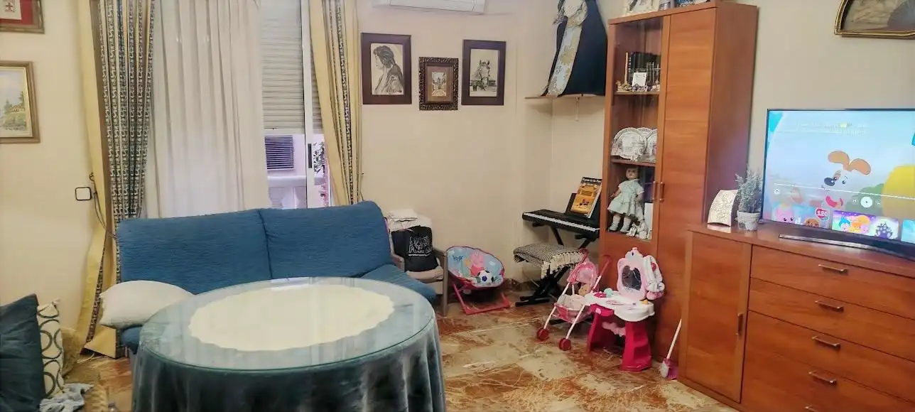 Sala de estar de Piso en venta en Linares con Aire acondicionado, Calefacción y Jardín privado