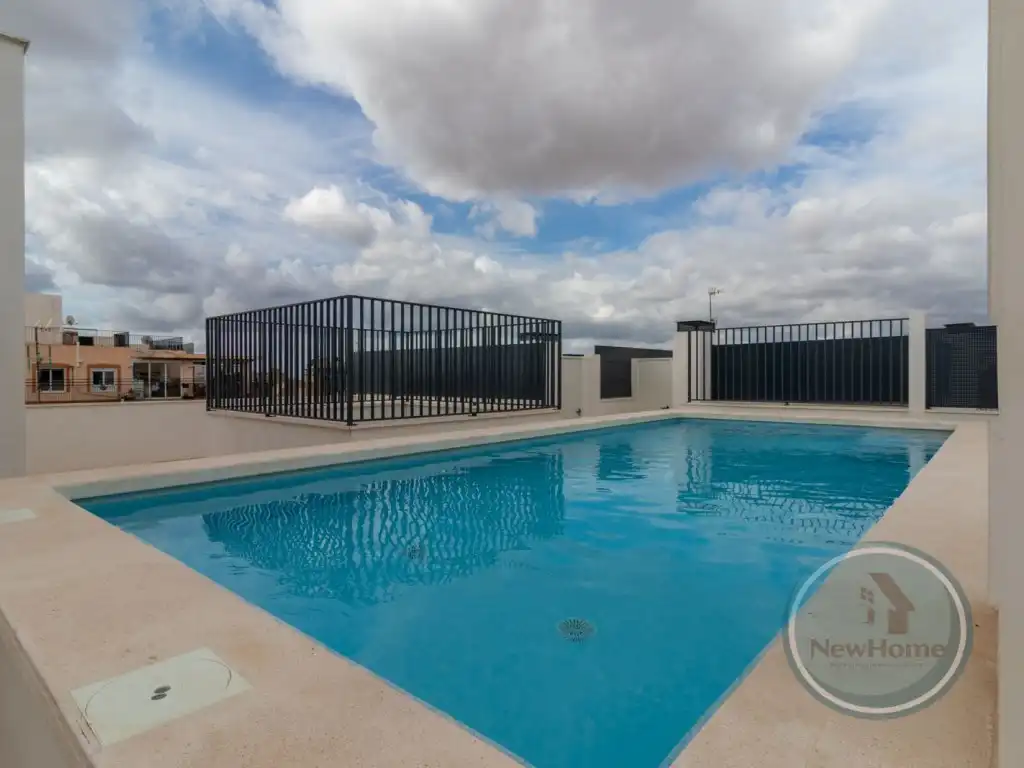 Piscina de Piso de alquiler en Elche / Elx con Aire acondicionado, Terraza y Piscina comunitaria