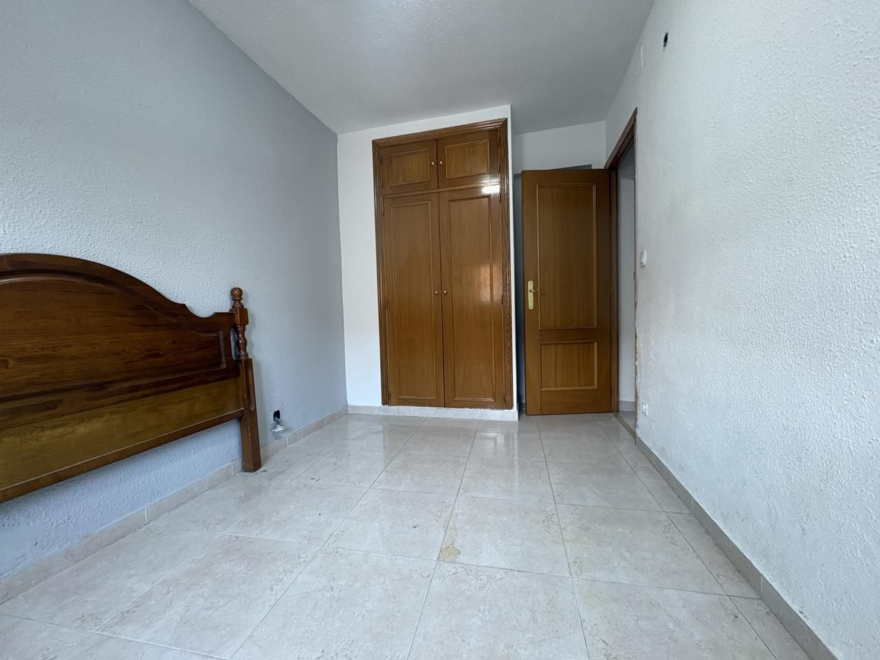 Bedroom of Flat for sale in  Madrid Capital