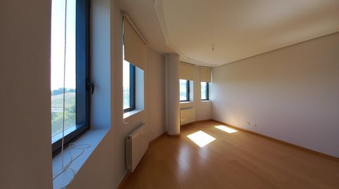 Photo 4 of Flat for rent in Calle María de Zayas, San Agustín - Parque Europa, Burgos Capital