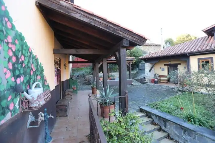 Finca rústica en venda en Quirós amb Calefacció, Jardí privat i Terrassa