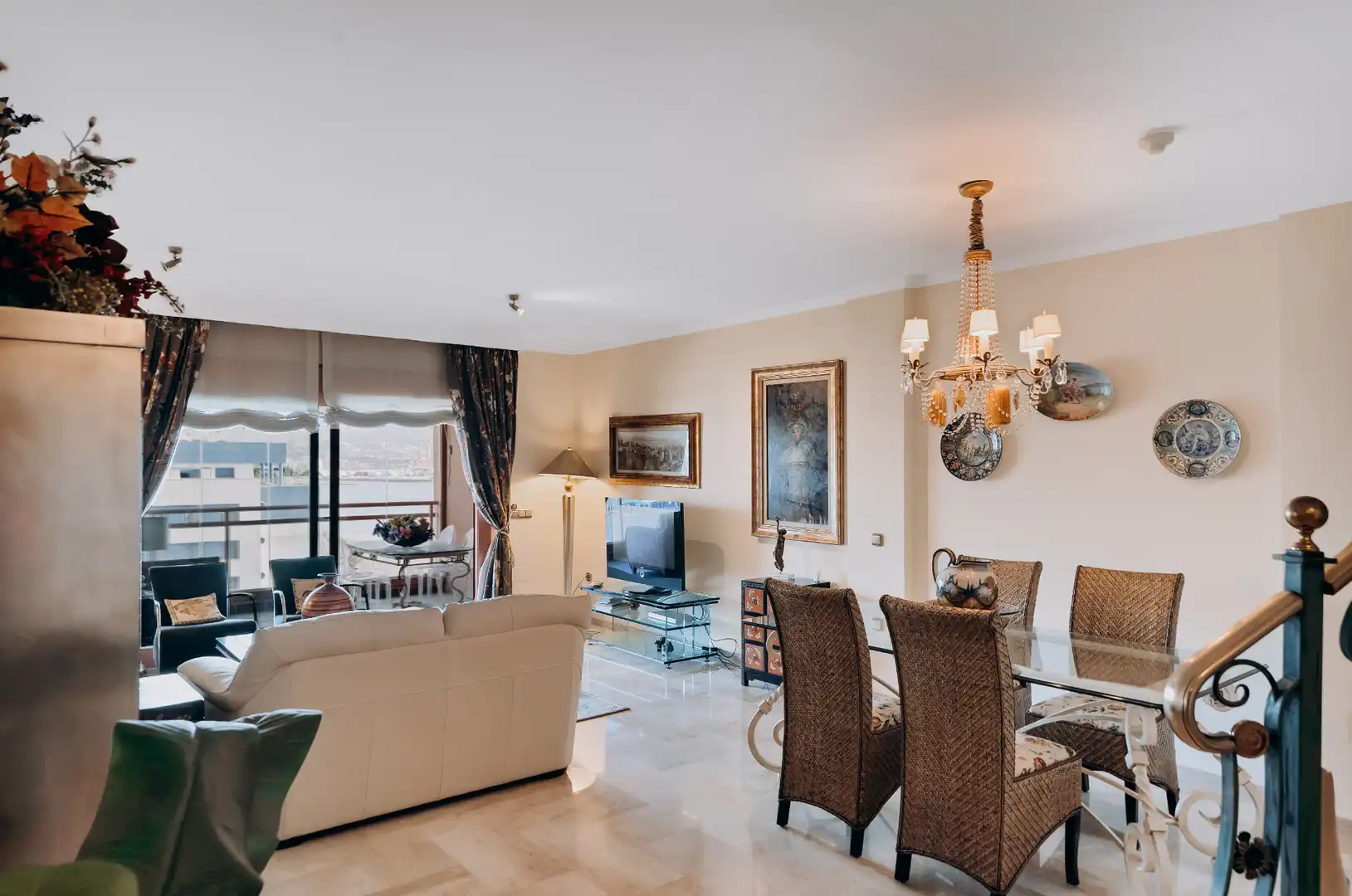 Sala de estar de Ático en venta en Málaga con Aire acondicionado, Calefacción y Terraza