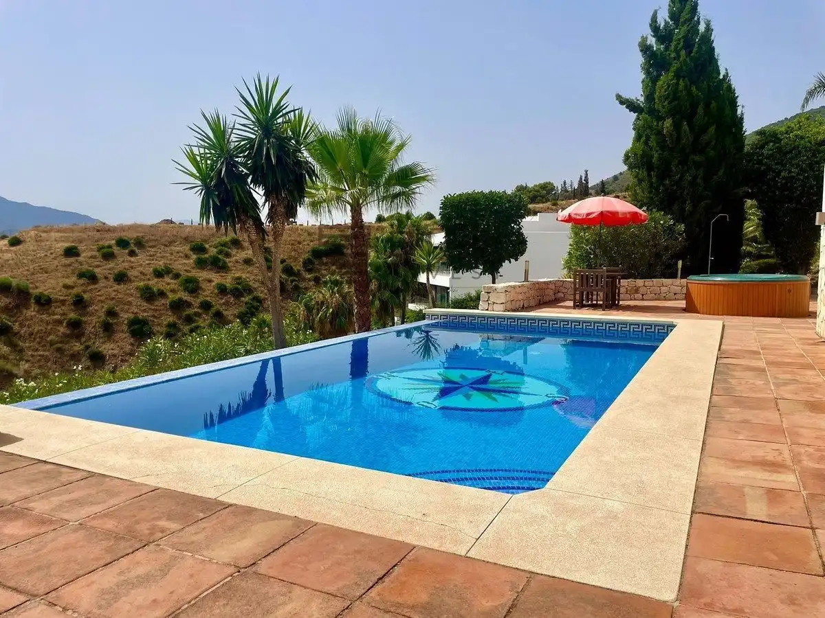 Chalet con piscina en venta en Urb. Valtocado, imagen 7
