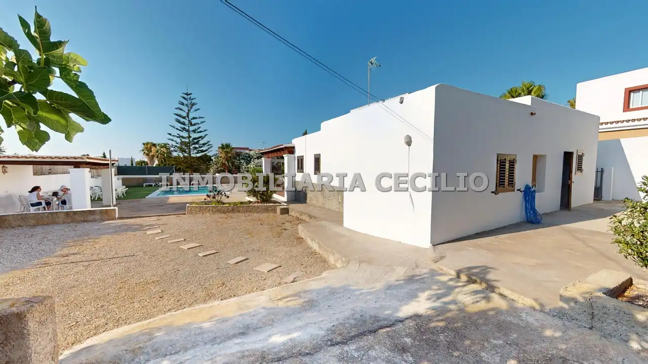 Chalet con piscina en venta en Carrer València 42, imagen 21