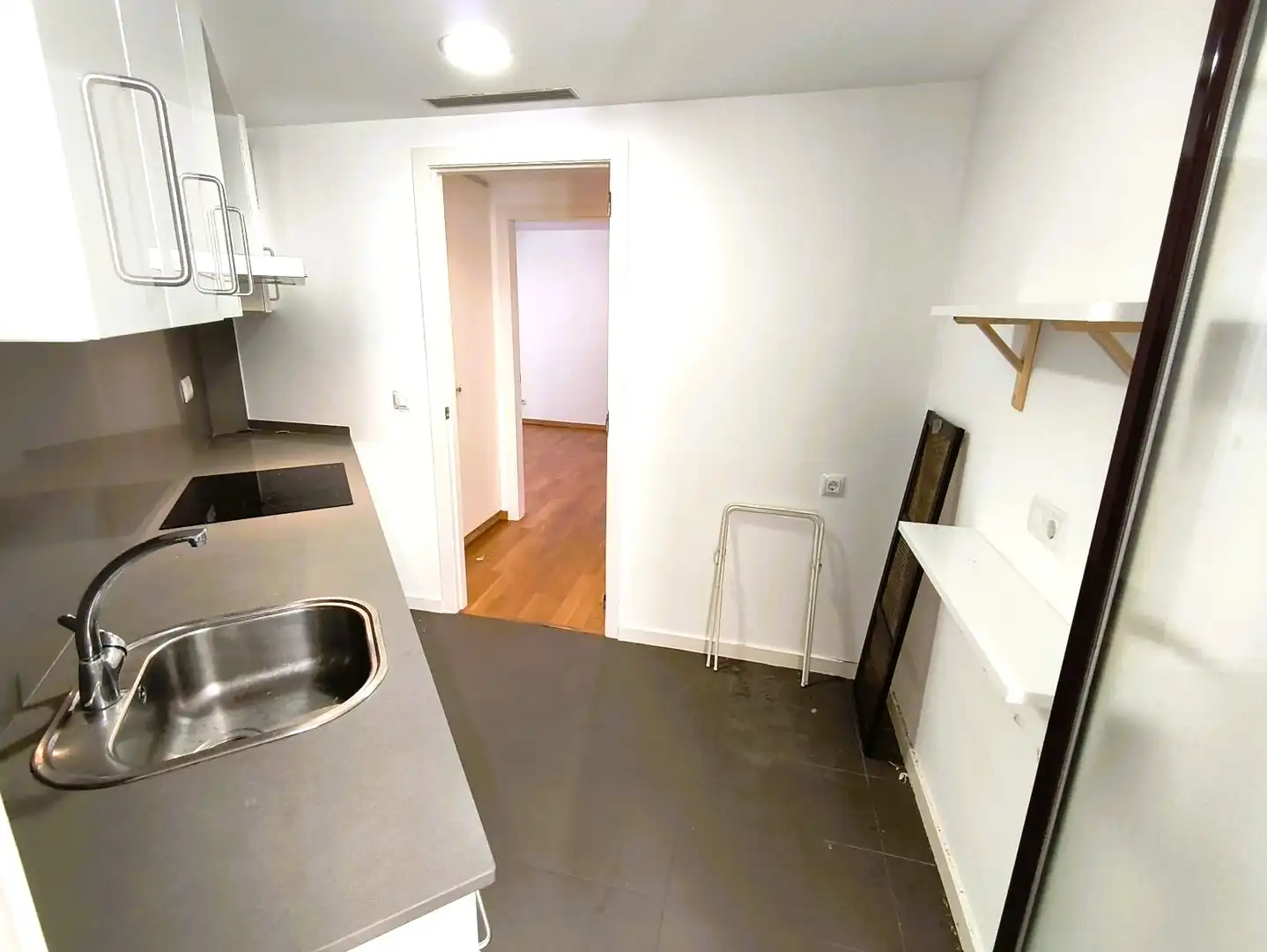 Kitchen of Flat for sale in Barcelona  with Parquet flooring, Terrace and Balcony