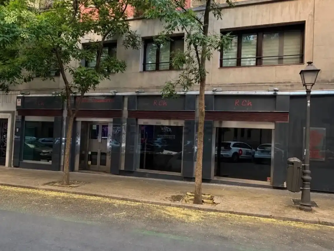 Vista exterior de Local de lloguer en Barrio de Salamanca