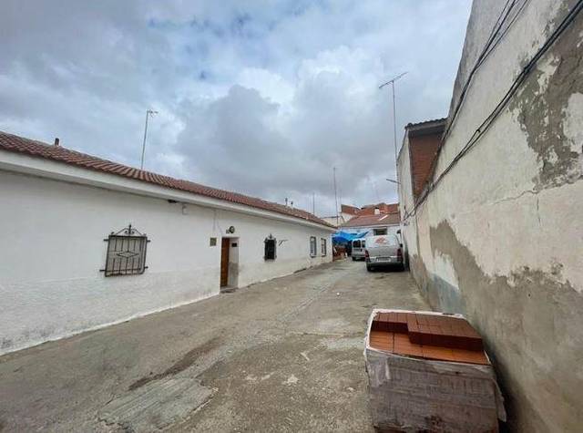 Casa adosada en Venta en Calle Calle Alamillo, 35 en La Puebla de Montalbán