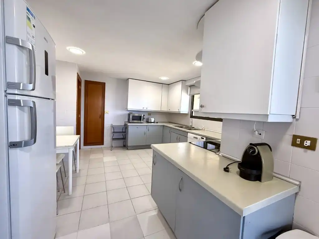 Apartament de lloguer a Avenida Ferrandis Salvador, Heliópolis