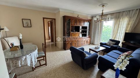 Foto 3 de Piso en venta en El Torrejón - El Cerezo, Sevilla Capital