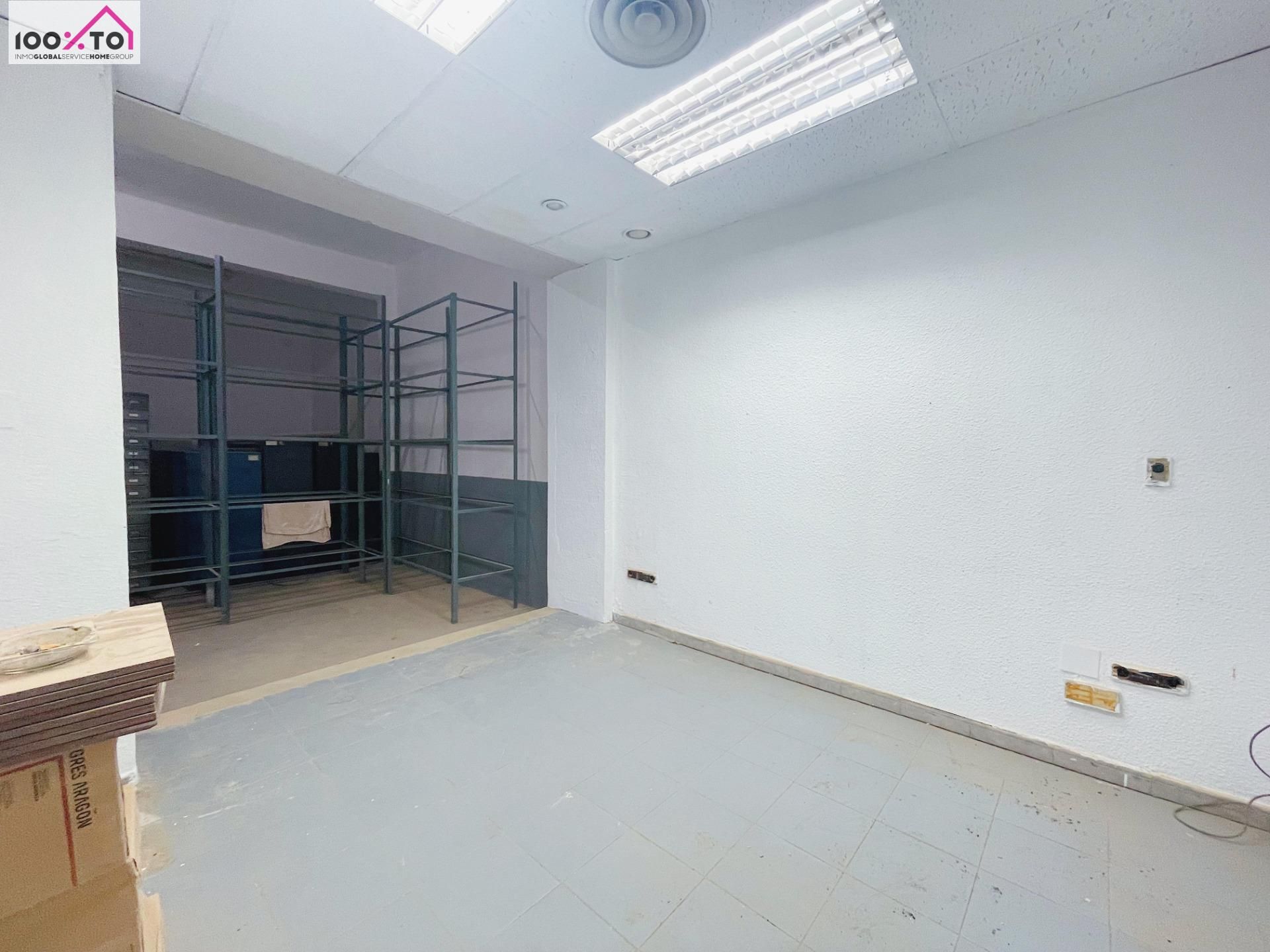 Premises for sale in  Valencia Capital