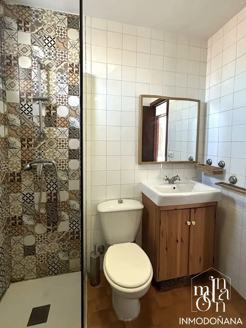 Baño de Casa adosada en venta en Almonte con Jardín privado, Terraza y Trastero