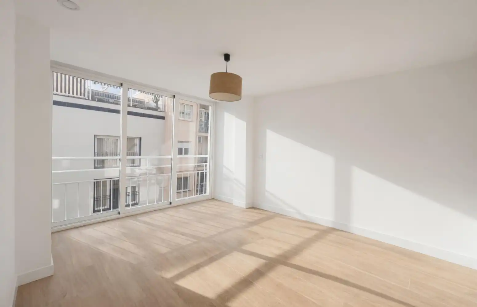 Piso de alquiler en Málaga - CL VISCONTI, El Palo, Este