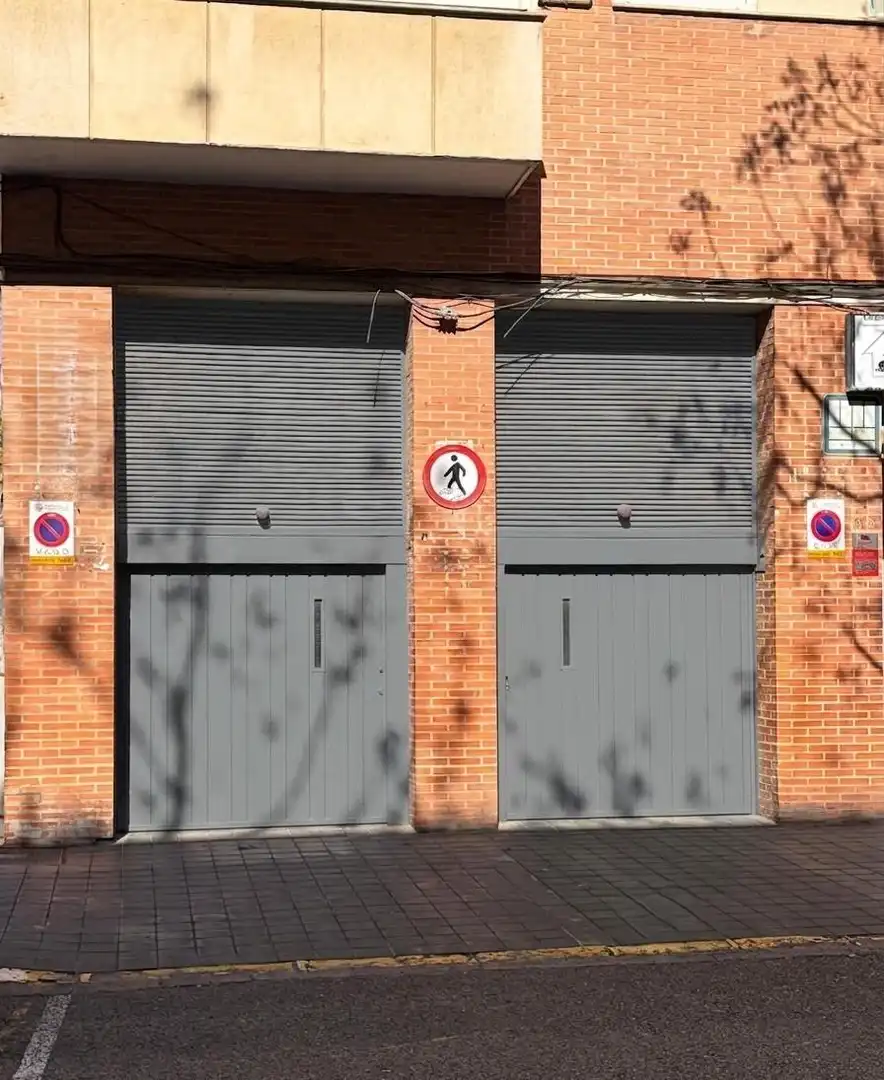 Parkplatz von Garage zum Verkauf in Valencia