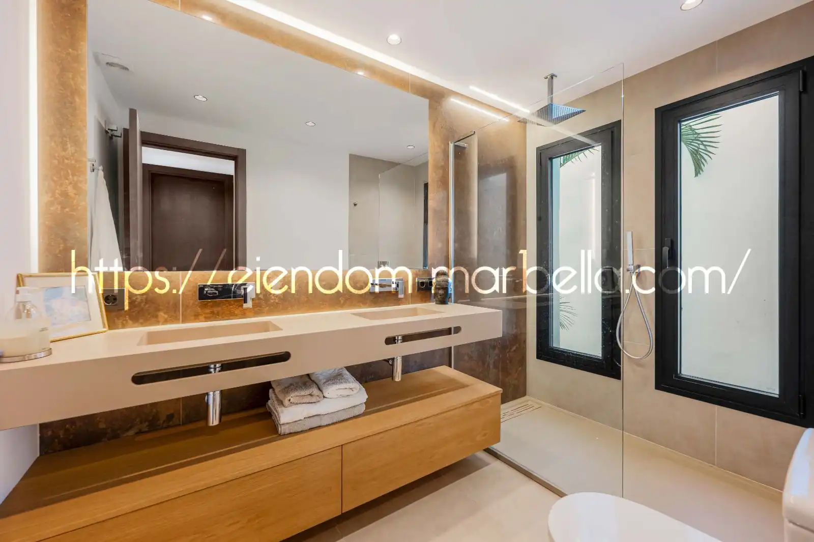 Detached house with pool for sale in Elviria - Cabopino, imagen 19