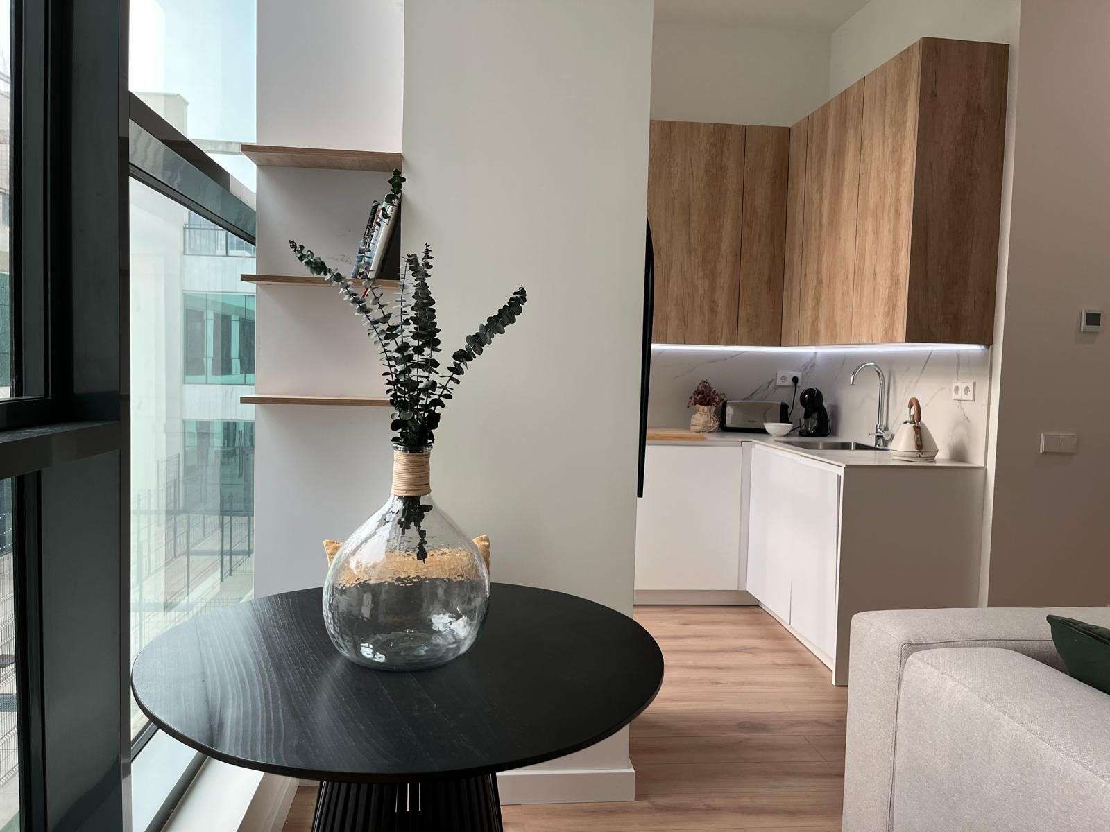 Cocina de Apartamento para compartir en San Sebastián de los Reyes con Aire acondicionado, Terraza y Amueblado