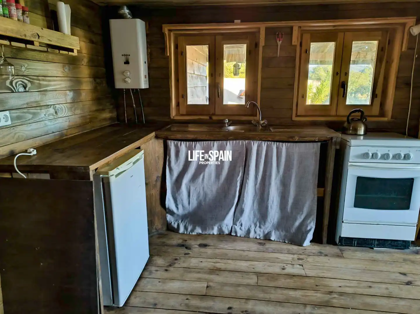 Küche von Country house zum Verkauf in Rasquera mit Klimaanlage, Privatgarten und Terrasse
