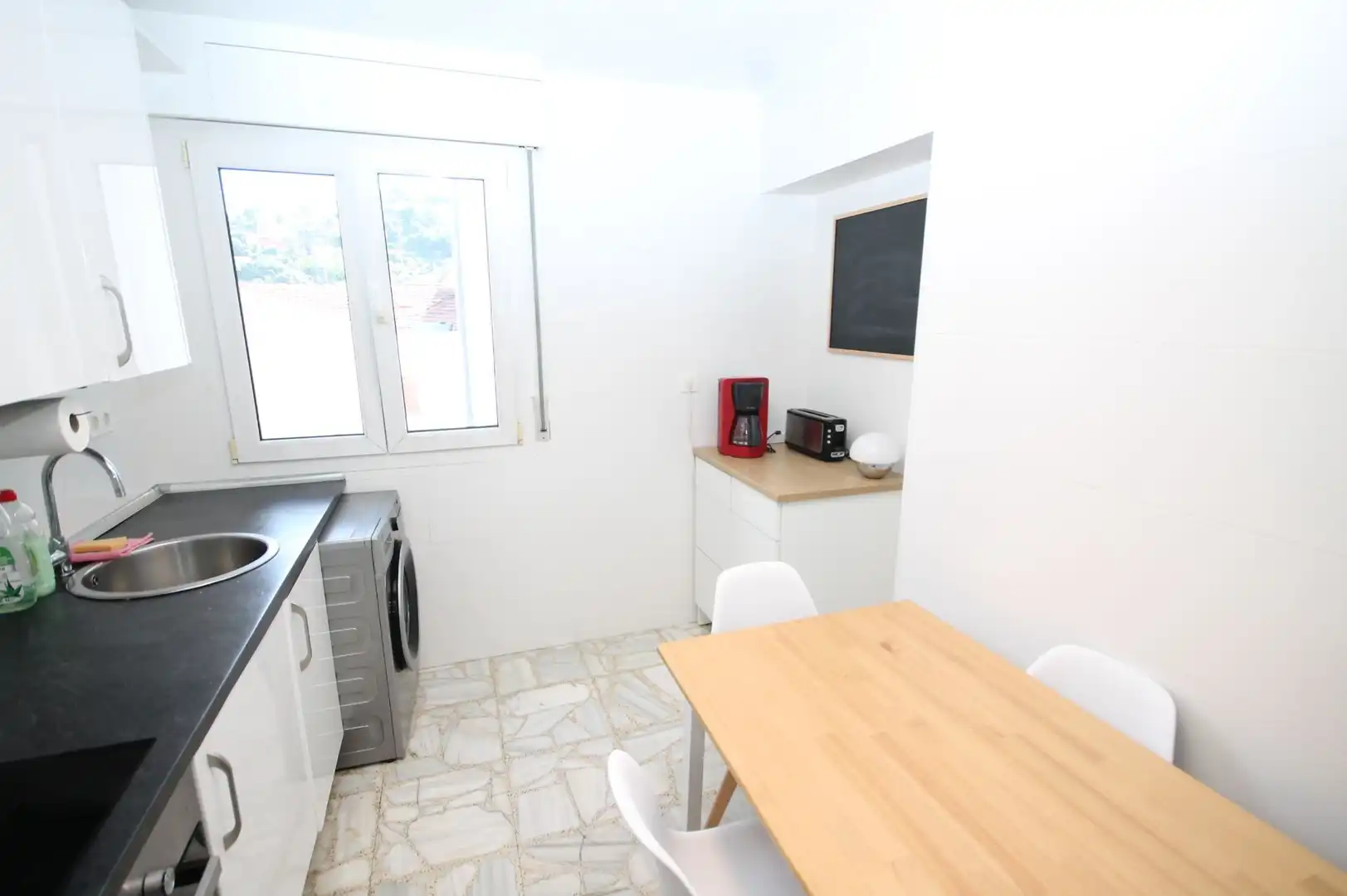 Cocina de Piso en venta en Santurtzi  con Terraza, Trastero y Amueblado