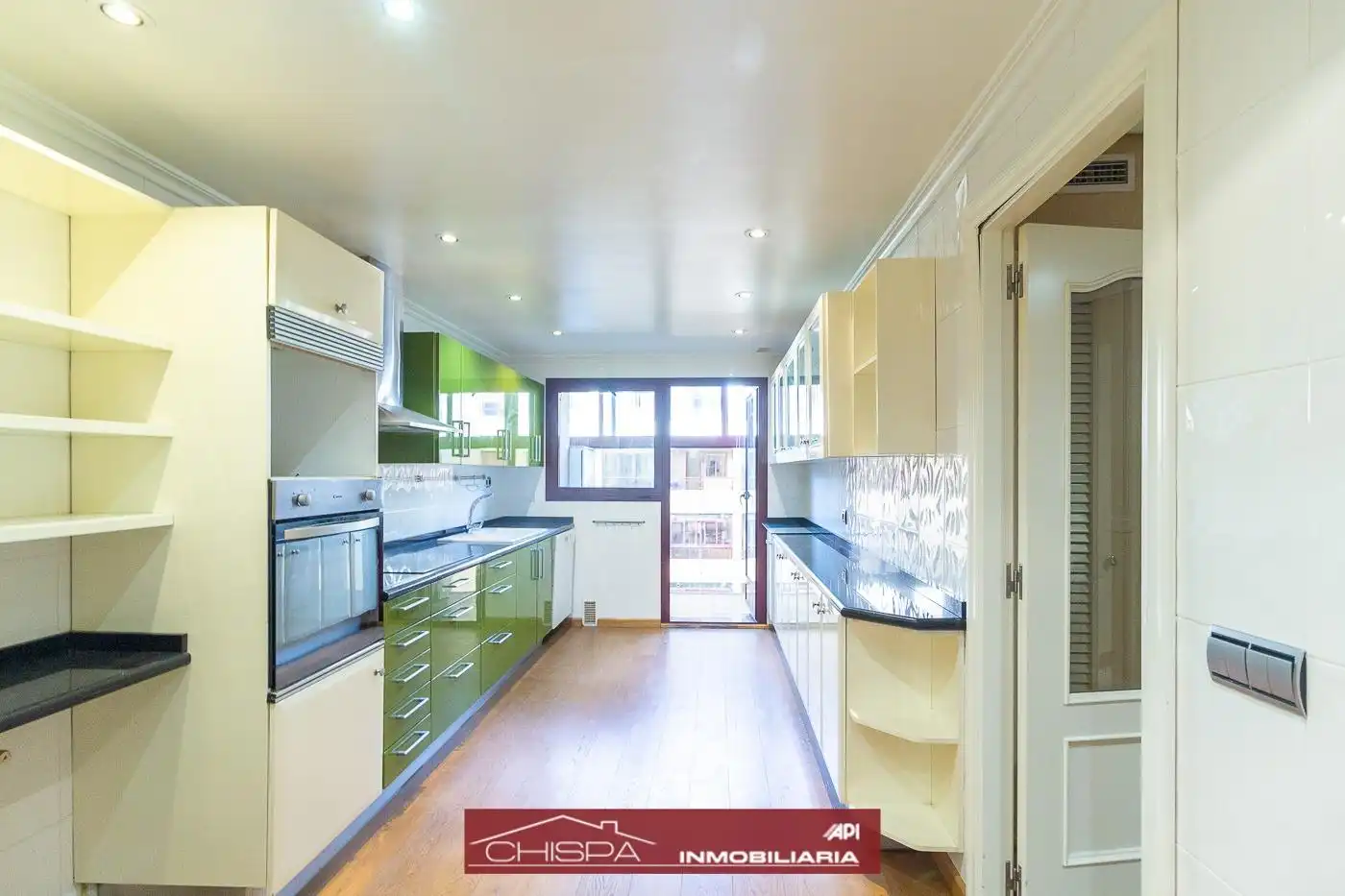 Küche von Wohnung zum Verkauf in Valencia mit Klimaanlage, Heizung und Terrasse