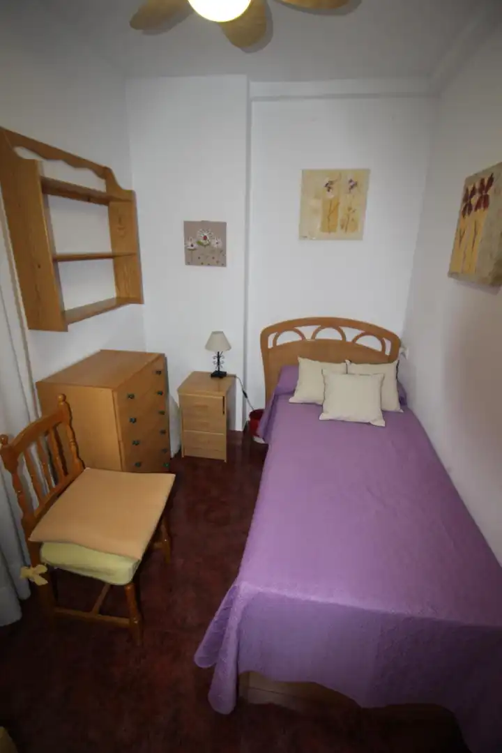Habitación de Piso en venta en Puertollano con Aire acondicionado, Calefacción y Amueblado