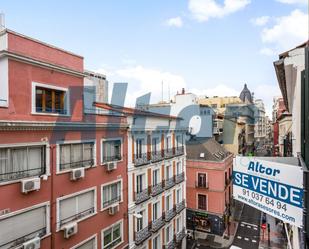 Exterior view of Flat for sale in  Madrid Capital  with Terrace