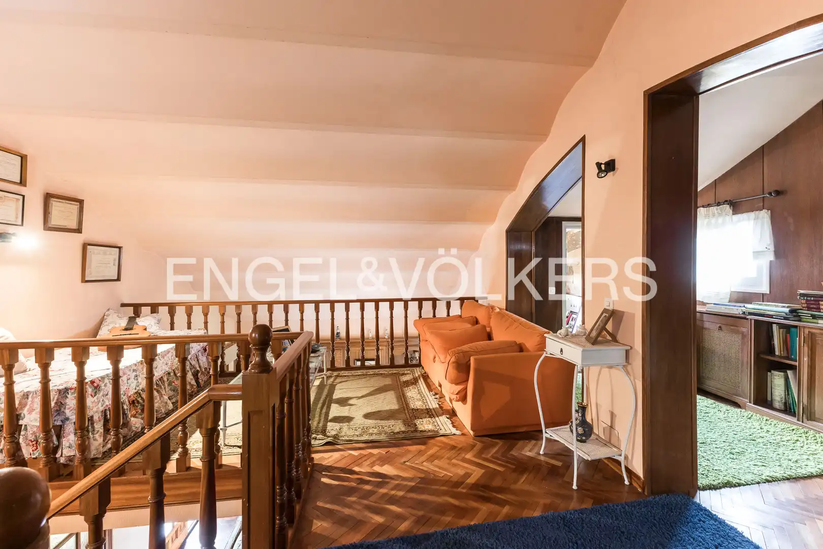 Terrassa de Casa o xalet en venda en Tres Cantos amb Calefacció, Jardí privat i Parquet