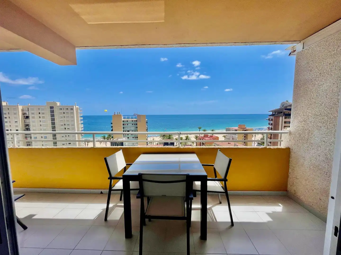 Terrasse von Wohnungen zur Miete in Benidorm mit Klimaanlage, Möbliert und Gemeinschaftspool