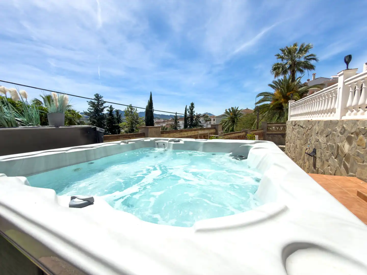 Chalet con terraza en venta en Coín, imagen 3