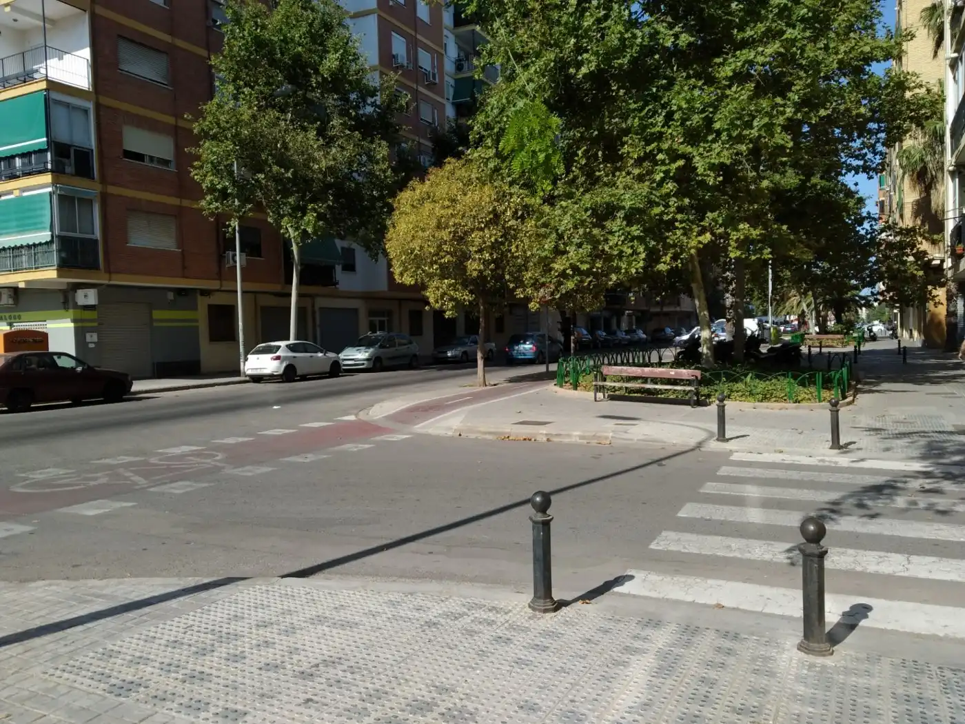 Vista exterior de Local de alquiler en Valencia con Amueblado