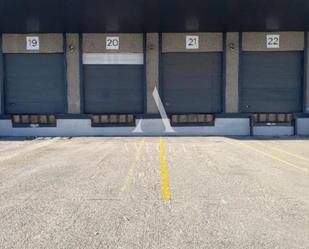Aparcament de Nau industrial de lloguer en  Barcelona Capital