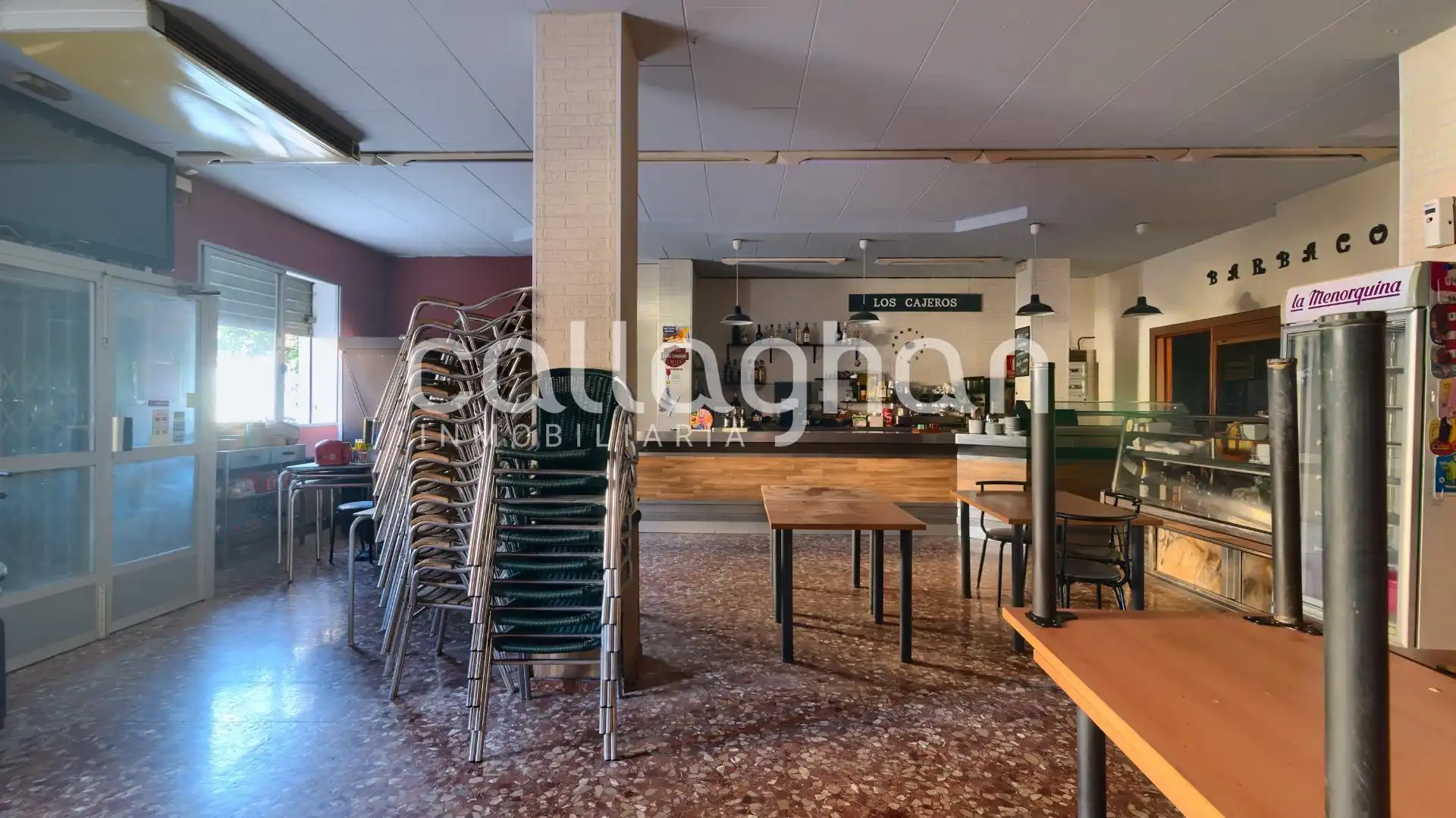 Local en venta en L'Alcúdia con Aire acondicionado y Amueblado