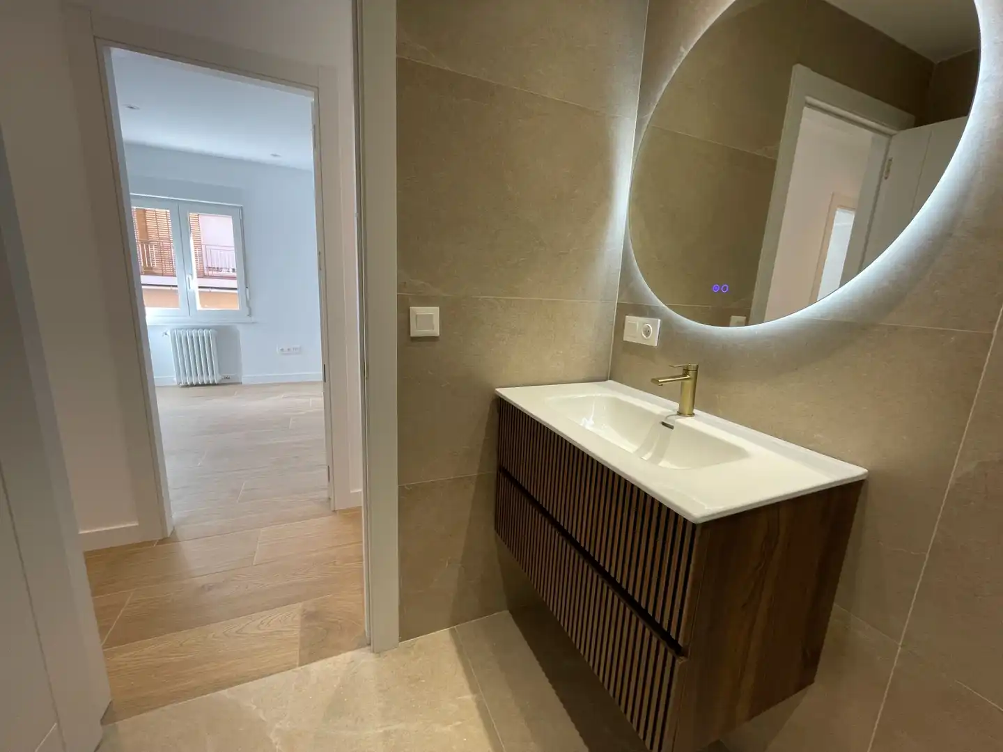 Piso con terraza en venta en Calle Navasfrías, imagen 24