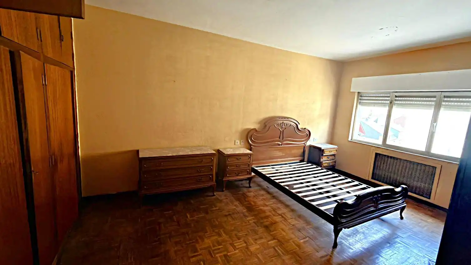 Habitación de Piso en venta en Villablino con Balcón y Alarma