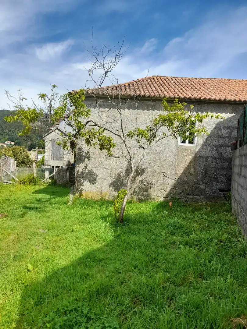 Garden of Houses for sale in Poio