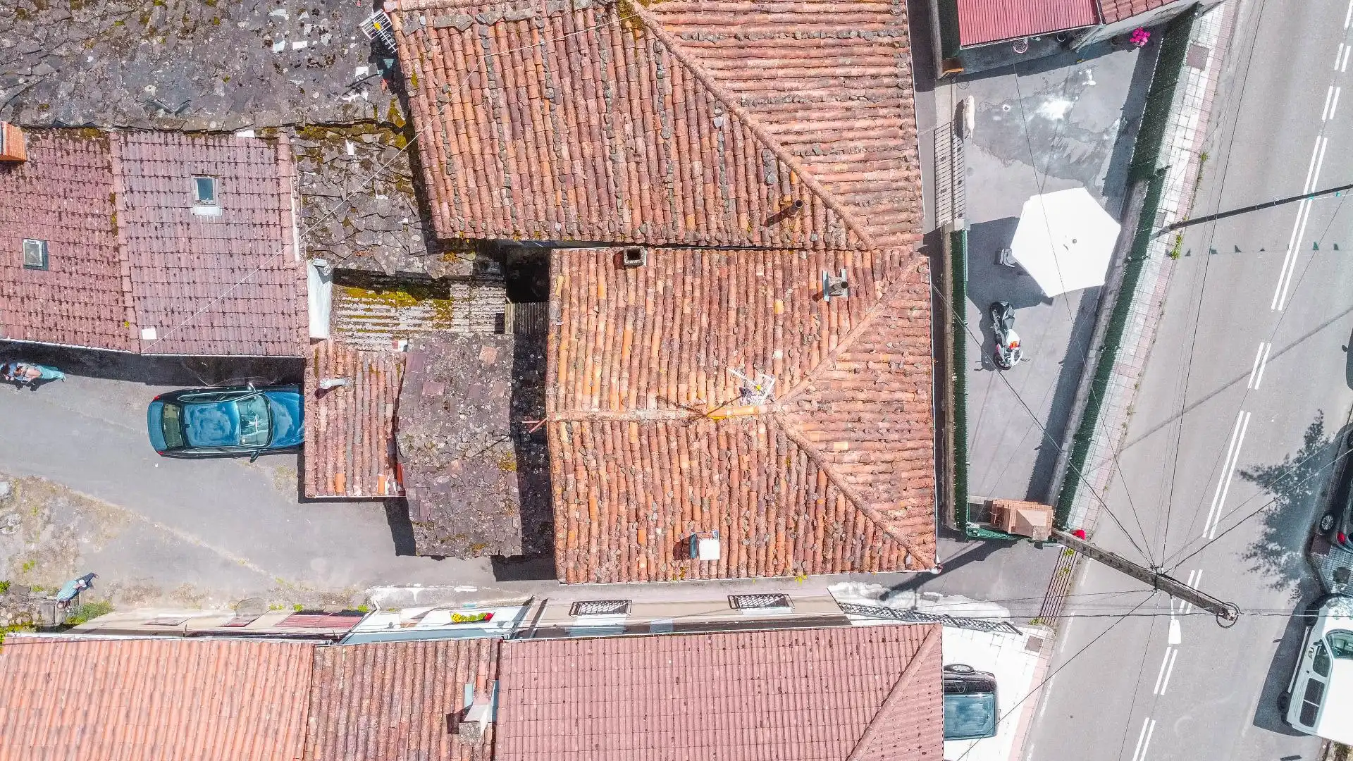 Vista exterior de Casa adosada en venda en Aller amb Traster