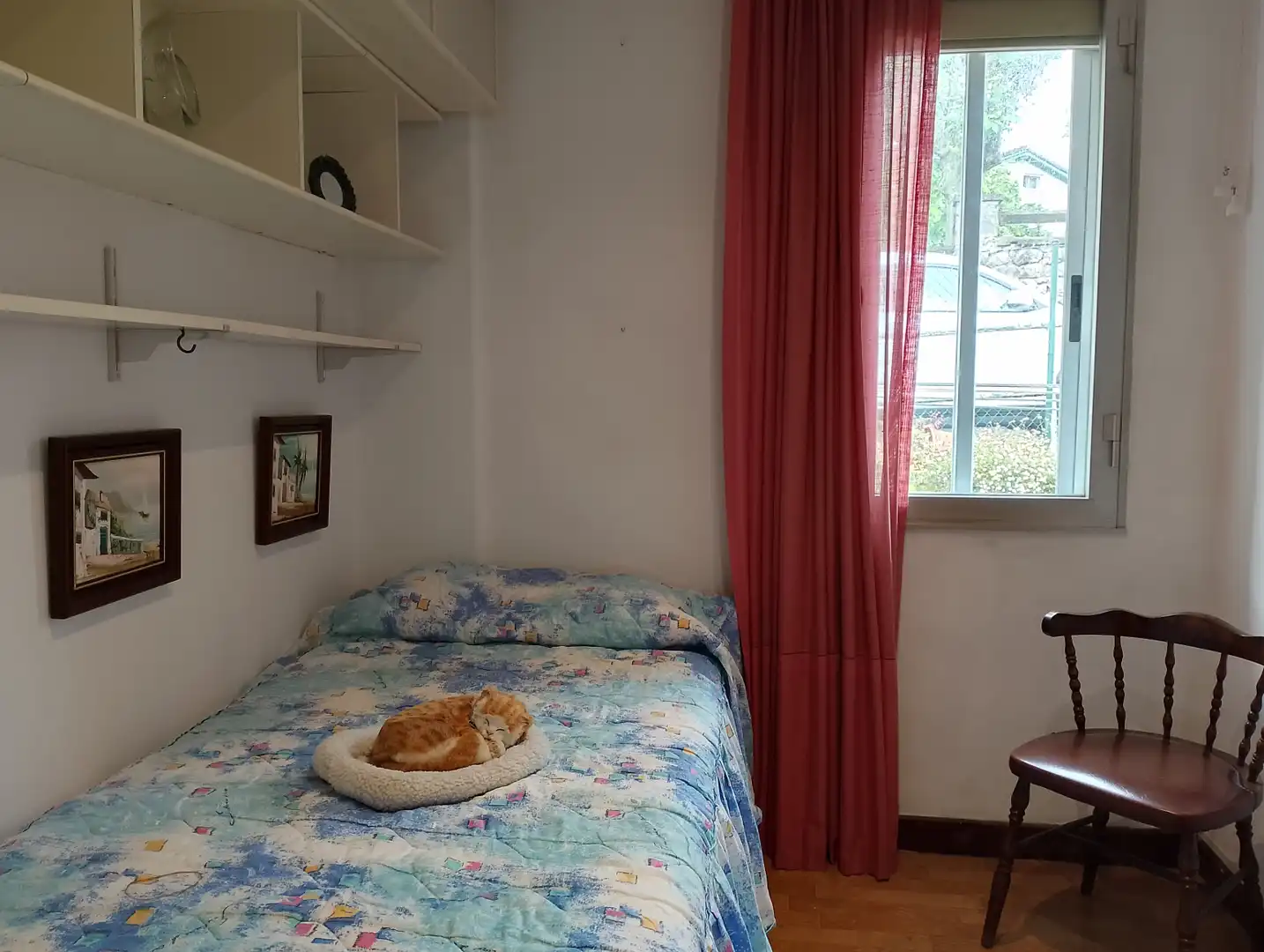 Bedroom of Flat for rent in Donostia - San Sebastián   with Heating, Parquet flooring and Furnished