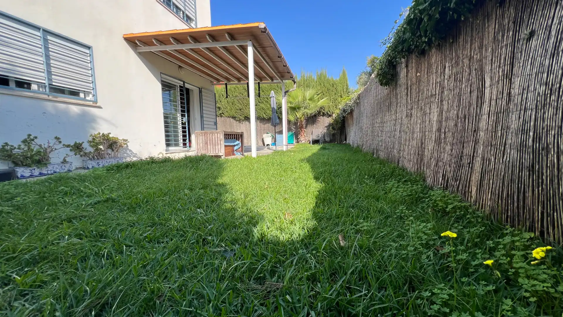 Jardí de Casa o xalet en venda en Espartinas amb Aire condicionat, Calefacció i Jardí privat