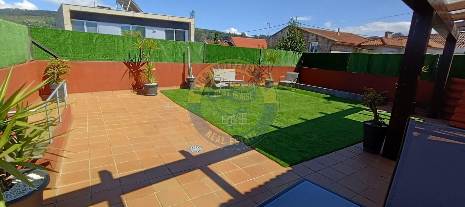 Jardí de Casa o xalet en venda en Vigo  amb Calefacció, Jardí privat i Terrassa