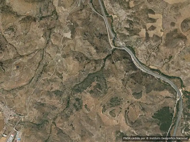 Nau industrial en venda en Cárcheles, Jaén