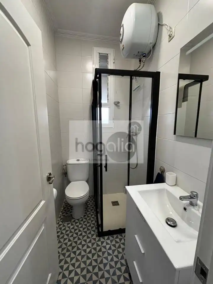 Flat for rent in Ciudad Jardín