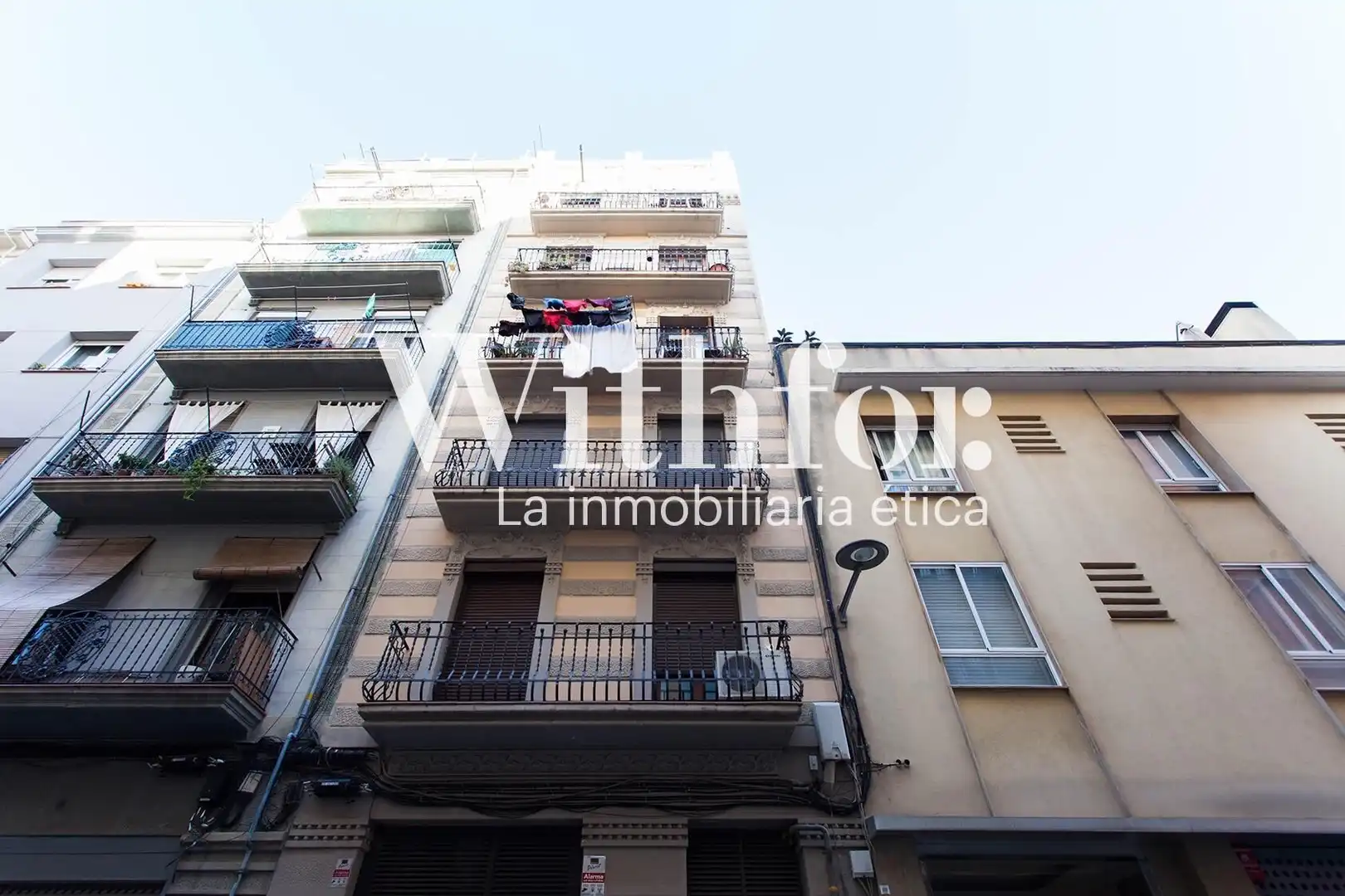 Exterior view of Flat for sale in Barcelona  with Air Conditioner, Heating and Parquet flooring
