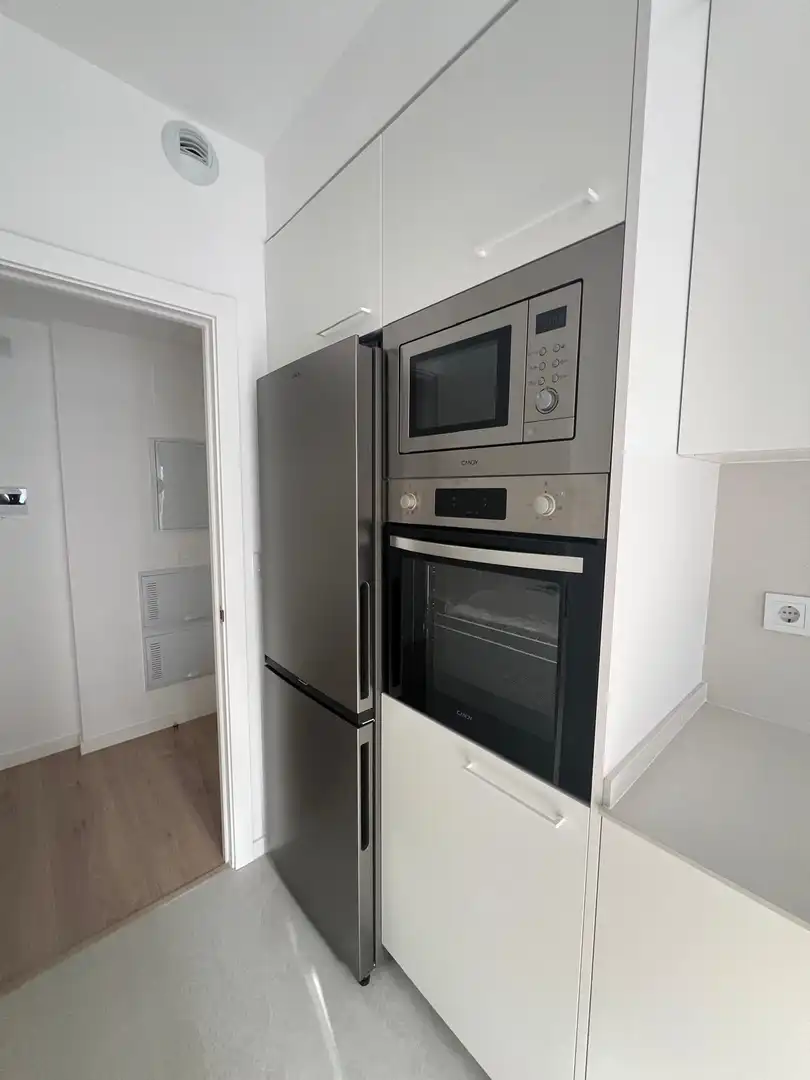 Kitchen of Flat for rent in Dos Hermanas  with Air Conditioner, Heating and Private garden