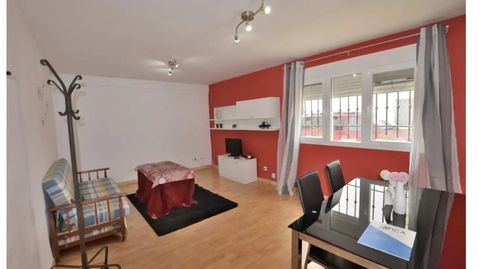 Foto 4 de Casa adosada en venta en Calle Sahara Libre, 2, Cuevas del Becerro, Málaga